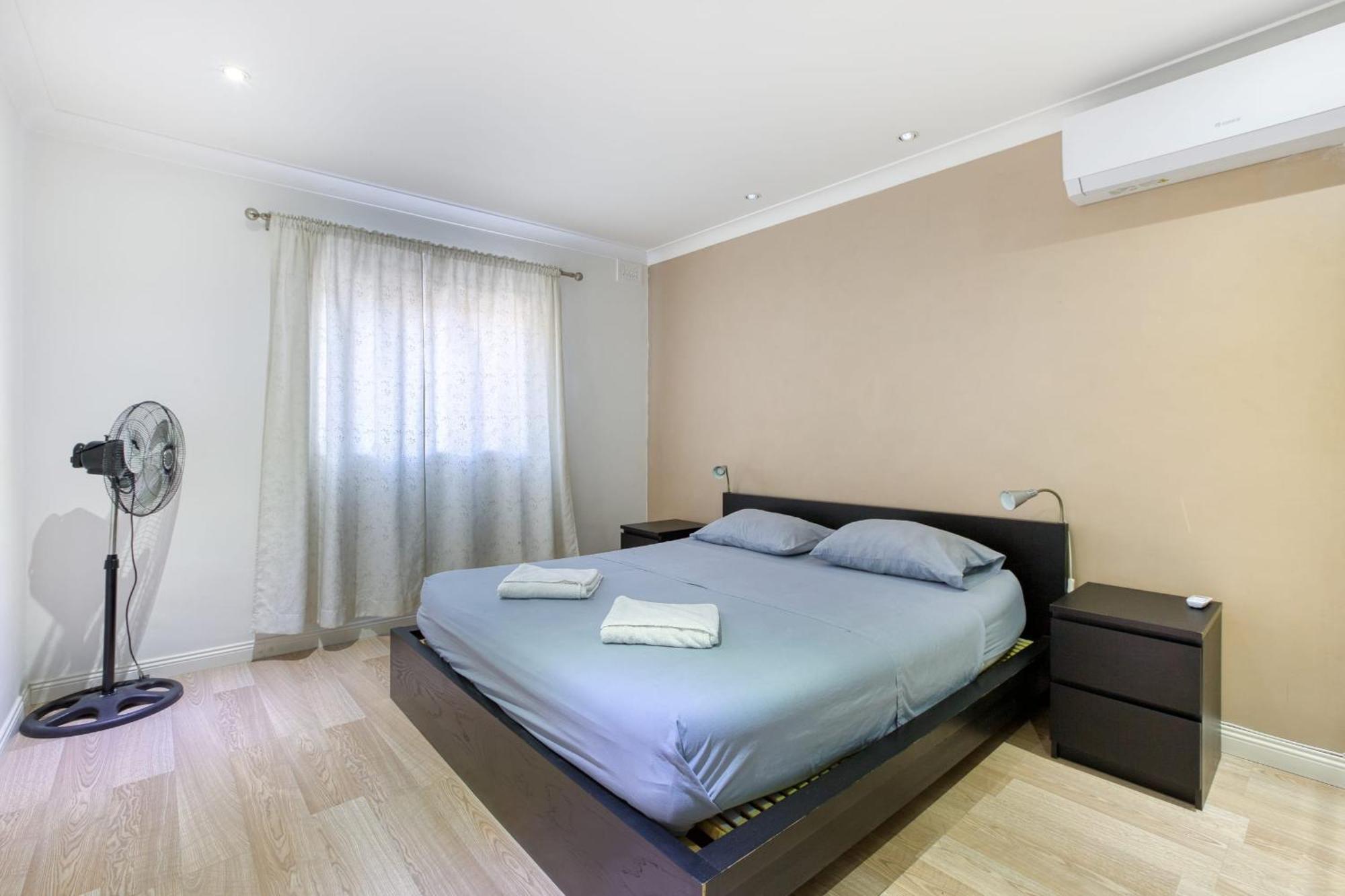 Seafront Apartment-Hosted By Sweetstay Pietà Екстериор снимка