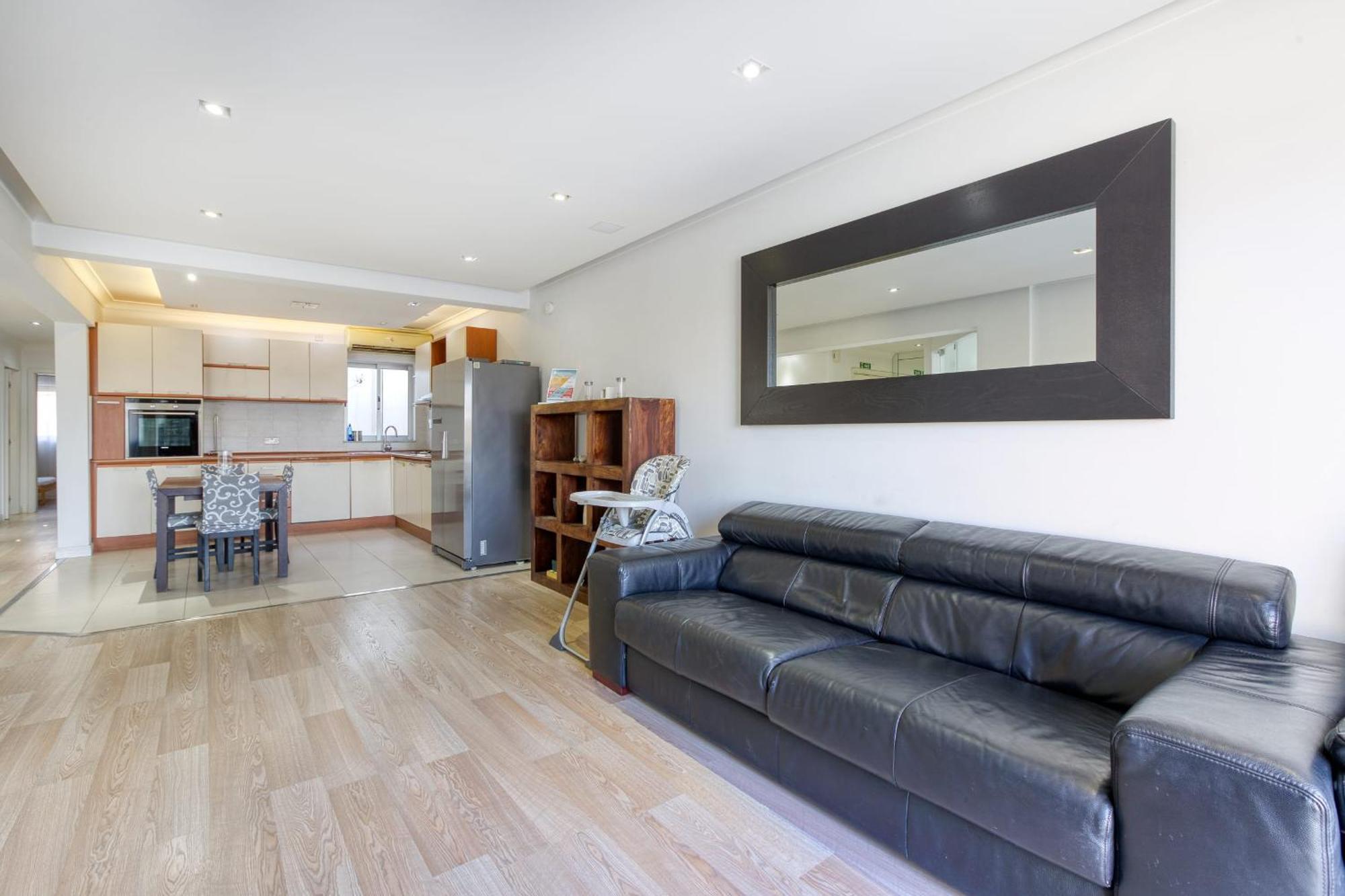 Seafront Apartment-Hosted By Sweetstay Pietà Екстериор снимка